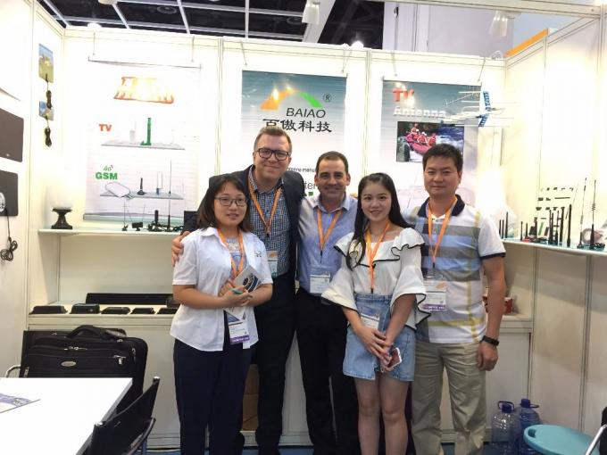 টেলিস্কোপিক 5 - 28dBi কার টিভি ওয়াইফাই অ্যান্টেনা সাকিং ডিস্ক সহ 10